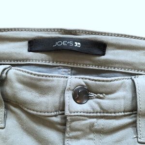 Joe’s : Mid Rise Legging Jeans